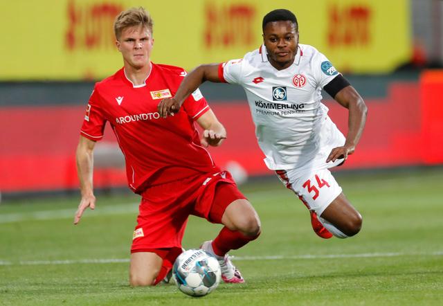 10扑救的 10扑救的