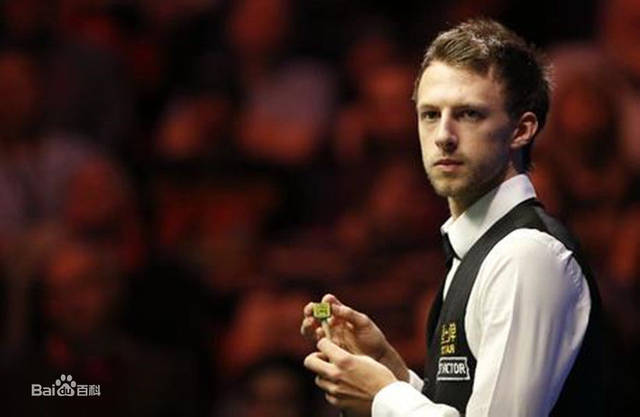 首球外低滑 首球外低滑